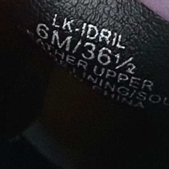 NWOB Black Lucky Brand Idril Nubuck Lace Up Ankle Short Booties - Picture 10 of 11